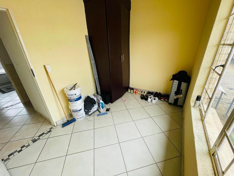 2 Bedroom Property for Sale in Waterval East North West